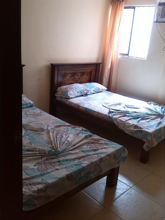 Hotel Tachiras Bucaramanga Zimmer foto